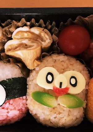 キャラ弁・モクロー&モンスターボール簡単-レシピのメイン写真