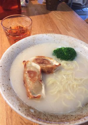 シンプルに餃子ラーメン！-レシピのメイン写真