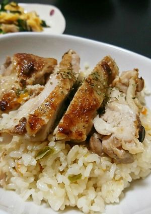 ガーリックチキンライス(炊き込み)-レシピのメイン写真