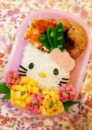 キャラ弁♡お花畑のキティちゃん-レシピのメイン写真