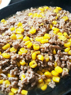 簡単!めちゃうま!挽肉とコーン炒め♡-レシピのメイン写真