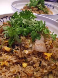 休日のブランチ☆香草&黒酢チャーハン-レシピのメイン写真