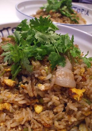 休日のブランチ☆香草＆黒酢チャーハン-レシピのメイン写真