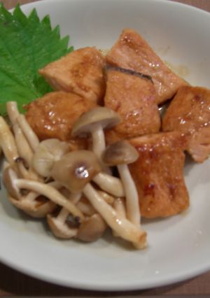秋鮭のポン酢しょうゆバター焼き-レシピのメイン写真