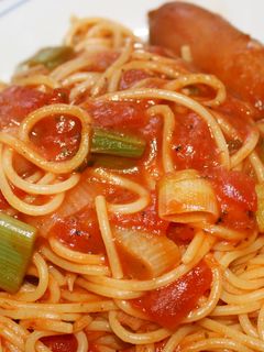 ワンポットパスタ☆トマトと長ネギのパスタ-レシピのメイン写真