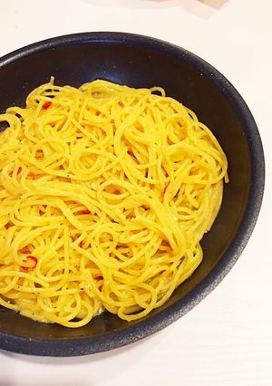 ズボラ昼飯 チーズ風味のペペロンチーノ-レシピのメイン写真