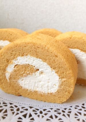 ふわふわ♪キャラメルロールケーキ-レシピのメイン写真