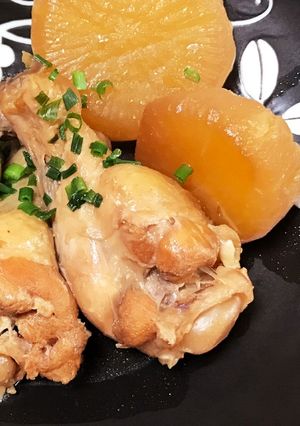 簡単☆圧力鍋で大根手羽元卵の煮物-レシピのメイン写真