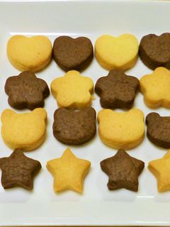 簡単!サクサク!型抜きクッキー-レシピのメイン写真