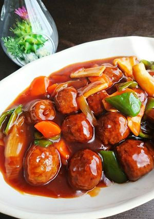 市販の肉団子を酢豚に簡単アレンジ！-レシピのメイン写真