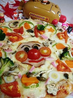 こどもと手作り『あんぱんまんピザ』-レシピのメイン写真