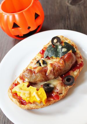 グリラーのハロウィンピザトースト-レシピのメイン写真