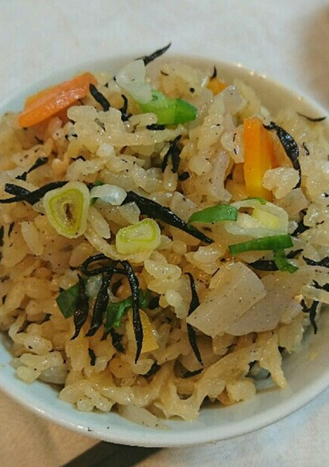 ひじきと切り干し大根の炊き込みご飯。-レシピのメイン写真
