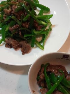 牛こまとピーマンの炒め物-レシピのメイン写真