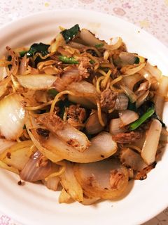 ツナの旨味で*余り物ソース焼きそば-レシピのメイン写真