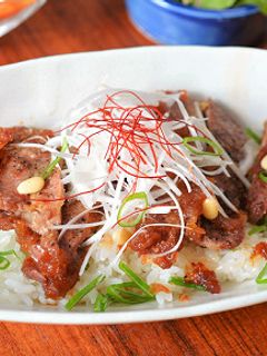 豚肩ロース * ステーキ丼~♪-レシピのメイン写真