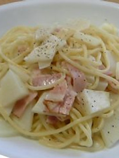 蕪とベーコンの豆乳クリームパスタ-レシピのメイン写真