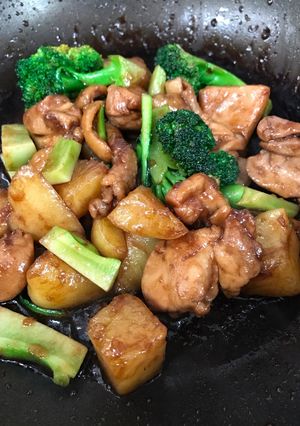 鶏肉とじゃがいものバルサミコ炒め-レシピのメイン写真