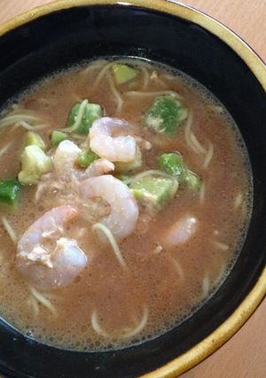 アボカドツナの味噌ラーメン-レシピのメイン写真