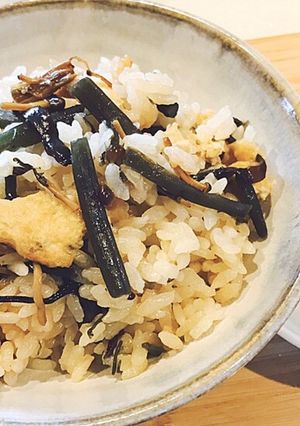 山菜とキノコの炊き込みご飯-レシピのメイン写真