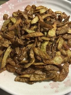 ♪じゃがいもの皮ポテトチップス(´∀`)-レシピのメイン写真
