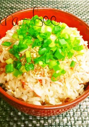 カニカマで旨いっ♡自慢の貧乏カニ飯-レシピのメイン写真
