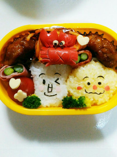 食パンまんカレーパンマンお弁当-レシピのメイン写真