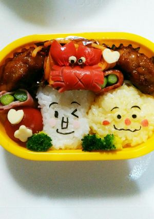 食パンまんカレーパンマンお弁当-レシピのメイン写真