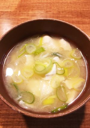 チョー簡単ネギと豆腐の味噌汁-レシピのメイン写真