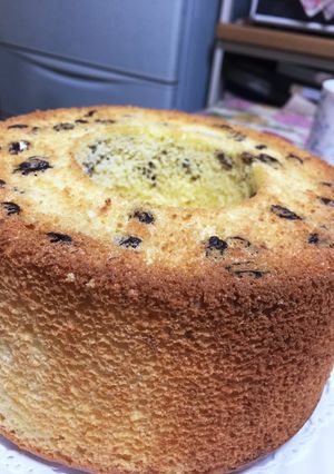 クリームチーズとレーズンのシフォンケーキ-レシピのメイン写真