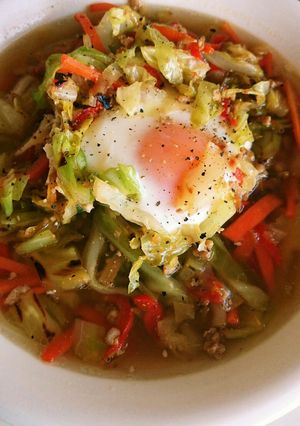 簡単★キャベツの巣籠もりラーメン-レシピのメイン写真