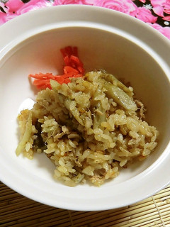 八尾ごぼうの根と牛コマの、ショウガご飯-レシピのメイン写真