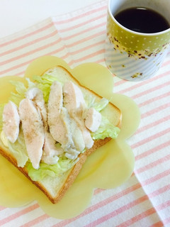 レタスとサラダチキンのトースト☆-レシピのメイン写真