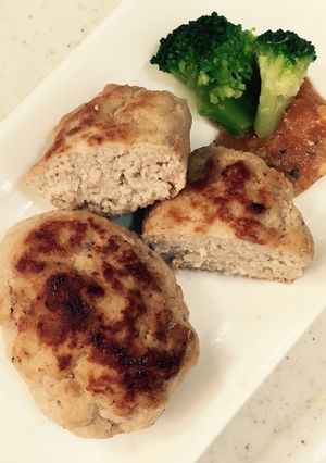卵なし！冷めてもフワフワハンバーグ♡-レシピのメイン写真