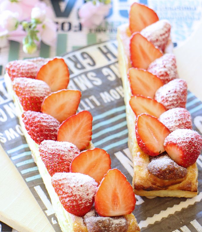 焼いて乗せるだけ♪苺＆餡子オープンパイ by ｱﾄﾘｴ沙羅 【クックパッド