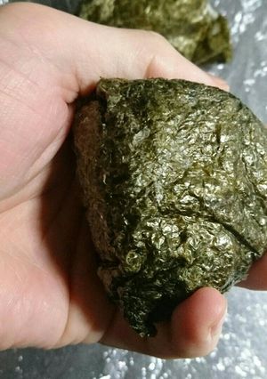 手につかない海苔巻き三角おにぎり-レシピのメイン写真