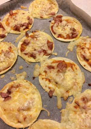 餃子の皮のピザ-レシピのメイン写真
