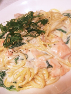 ほうれん草と鮭のクリームパスタ-レシピのメイン写真