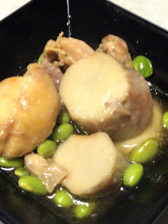 材料3つ★ごま油香る里芋と鶏肉の煮物-レシピのメイン写真