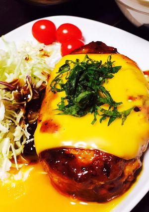 【意外と豪華】半分豆腐なチキンハンバーグ-レシピのメイン写真
