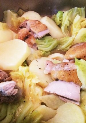 新ジャガとキャベツと鶏肉のワイン蒸し-レシピのメイン写真