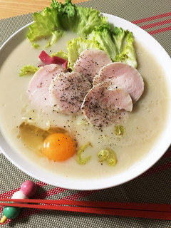 簡単☆鶏ハム&卵の親子のせ豚骨ラーメン☆-レシピのメイン写真