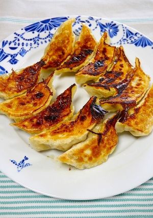 節約！キャベツとブロッコリーの芯餃子-レシピのメイン写真