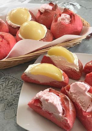 3種の桃パン-レシピのメイン写真