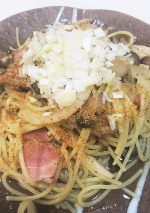 冷蔵庫の余り物で作るめんつゆごまパスタ-レシピのメイン写真