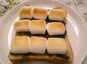 超簡単！小倉トーストにマシュマロ-レシピのメイン写真