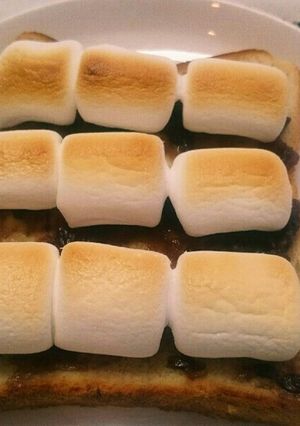 超簡単！小倉トーストにマシュマロ-レシピのメイン写真