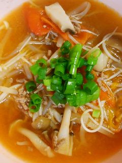 簡単*もやしとトマト挽き肉の中華スープ♪-レシピのメイン写真