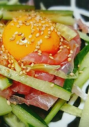 簡単！おつまみやもう一品♪生ハムでユッケ-レシピのメイン写真