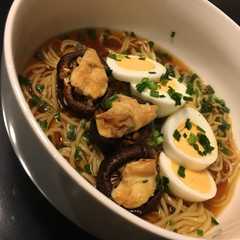 รูปของ ラーメンにぷりっぷりしいたけ